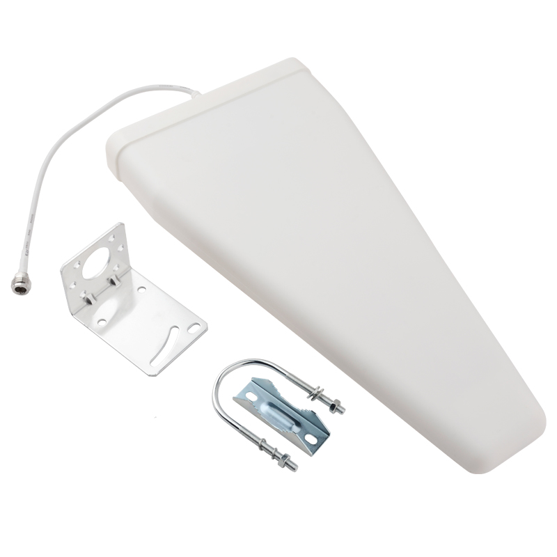  番阳镇对数周期天线定向接收发射700-3700MHz